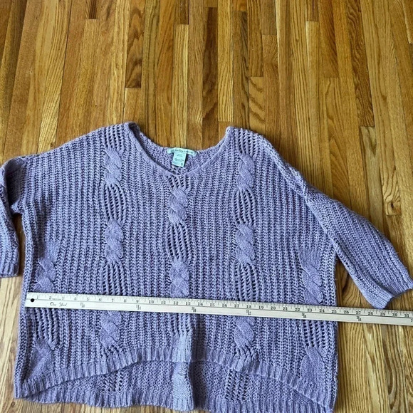 American Rag sweater - Picture 3 of 6